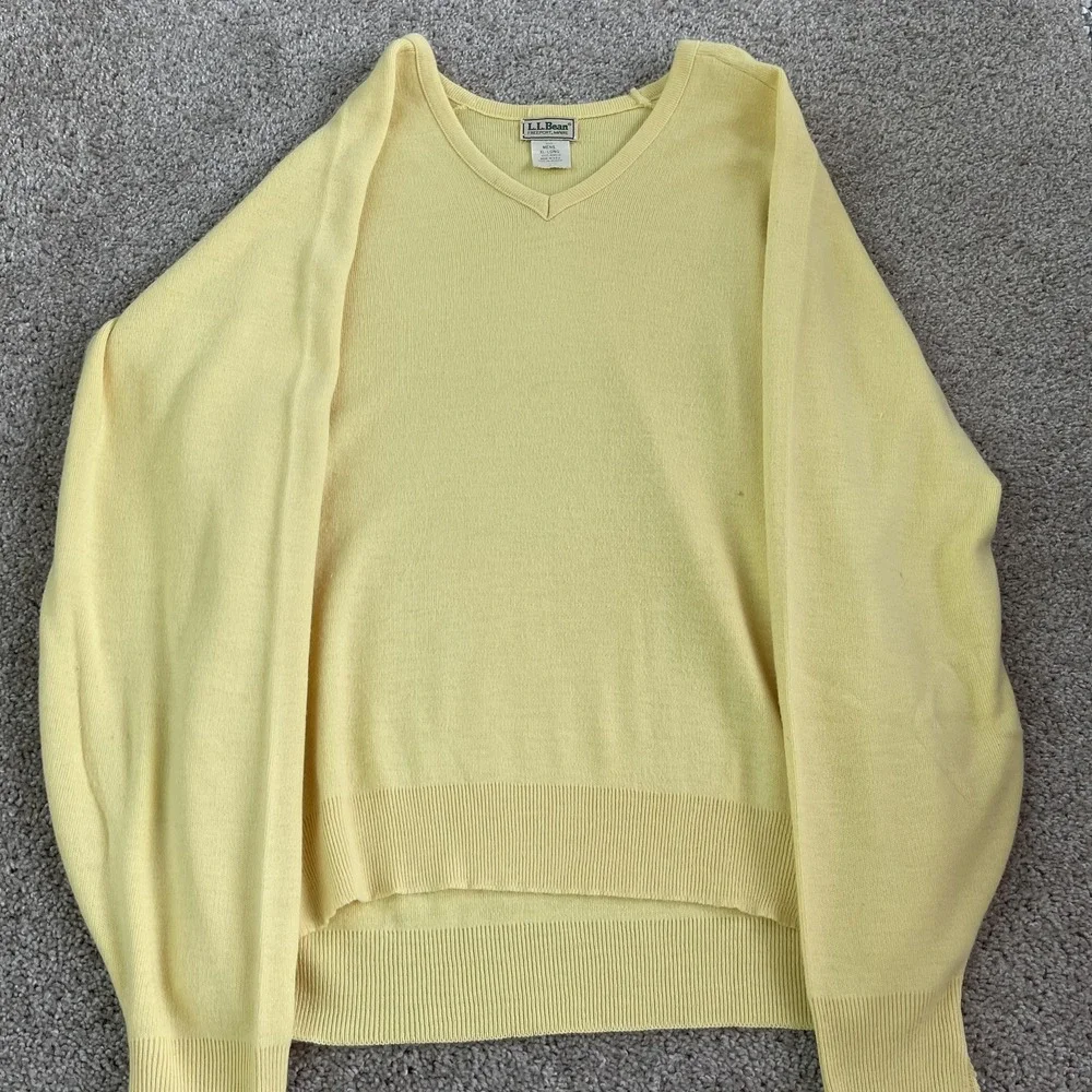 Vintage L.L. Bean Sweater Mens XLT Yellow Acrylic Tight Knit V Neck Pullover USA